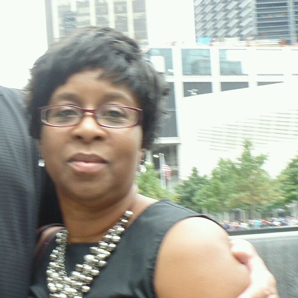 Meet your Posher, Latonia